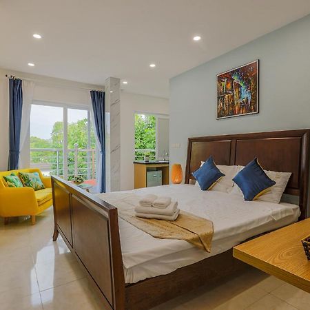 The Lakeview - West Lake Lotus Apartments Hanoi Bagian luar foto