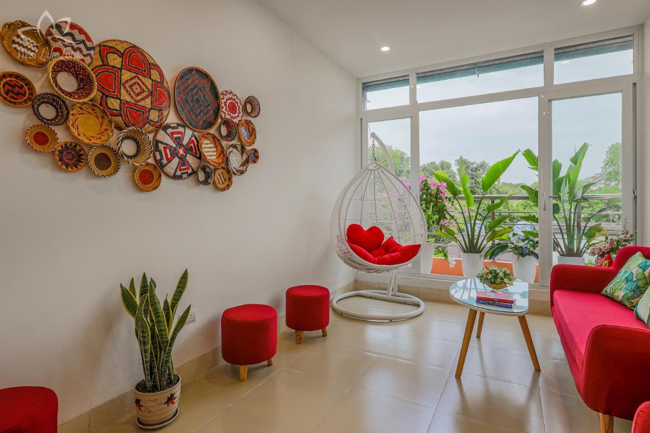The Lakeview - West Lake Lotus Apartments Hanoi Bagian luar foto