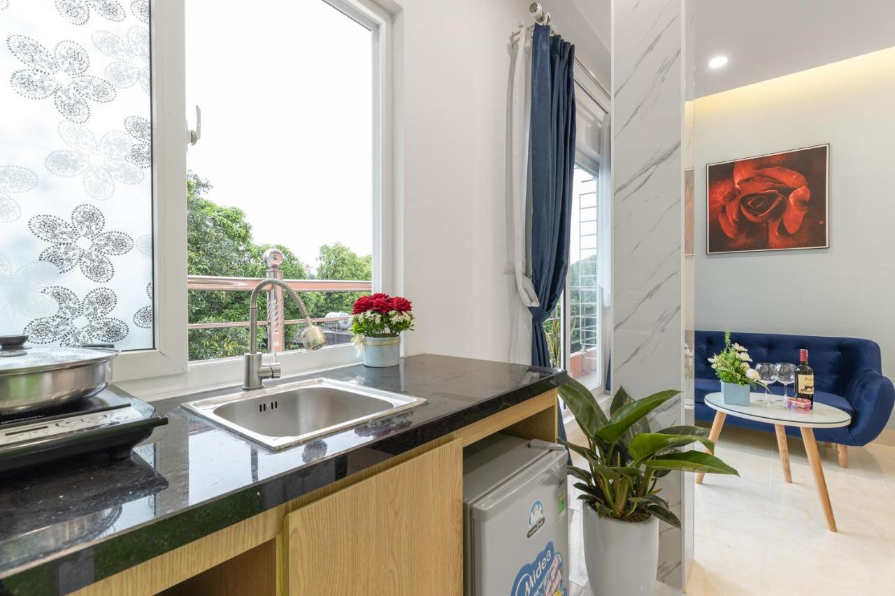 The Lakeview - West Lake Lotus Apartments Hanoi Bagian luar foto